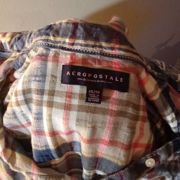 Aero 1/2 Way Button Down - Picture 3 of 3